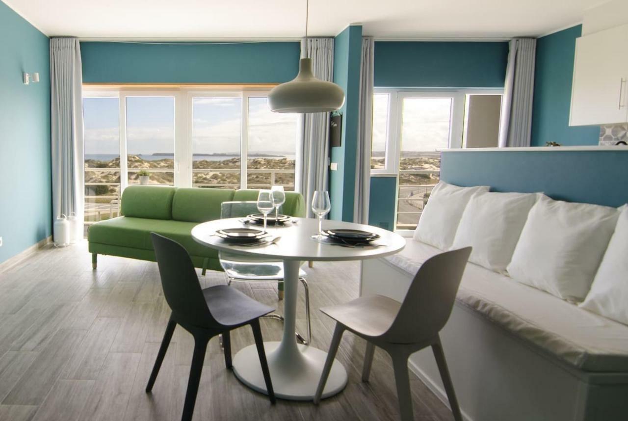 Baywatch Beach House Peniche Apartment Exterior foto